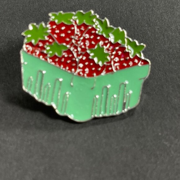 Strawberry Pint Lapel Pin Food Fruit Badge Brooch Accessories Jewelry - Picture 8 of 11